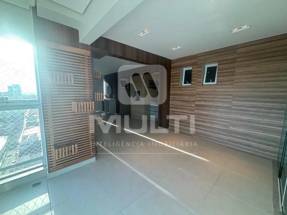 Apartamento, 4 quartos, 220 m² - Foto 1