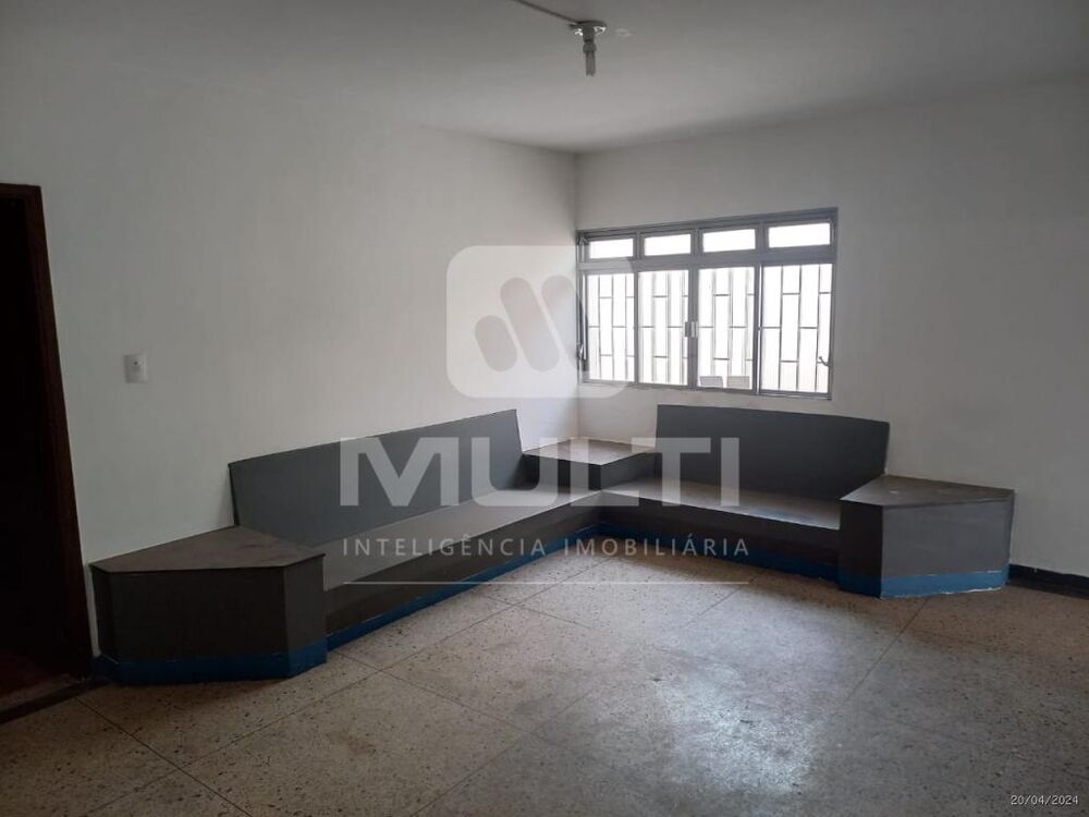 Casa, 3 quartos, 239 m² - Foto 14