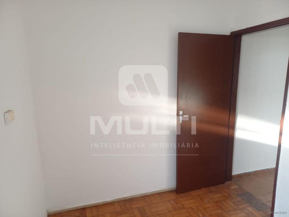Casa, 3 quartos, 239 m² - Foto 10