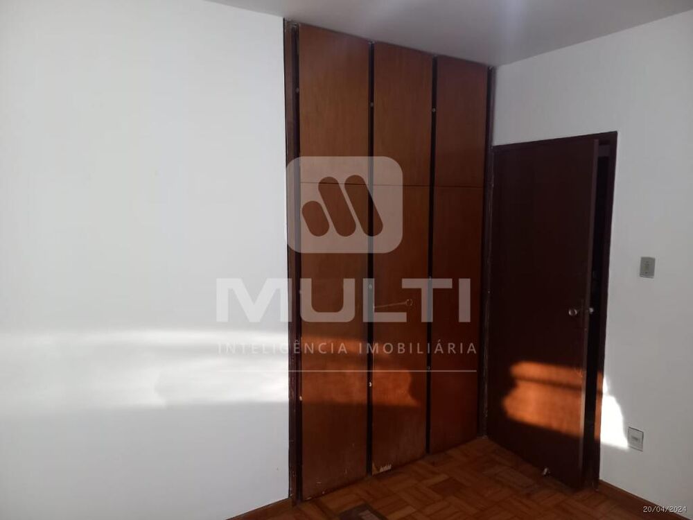 Casa, 3 quartos, 239 m² - Foto 16