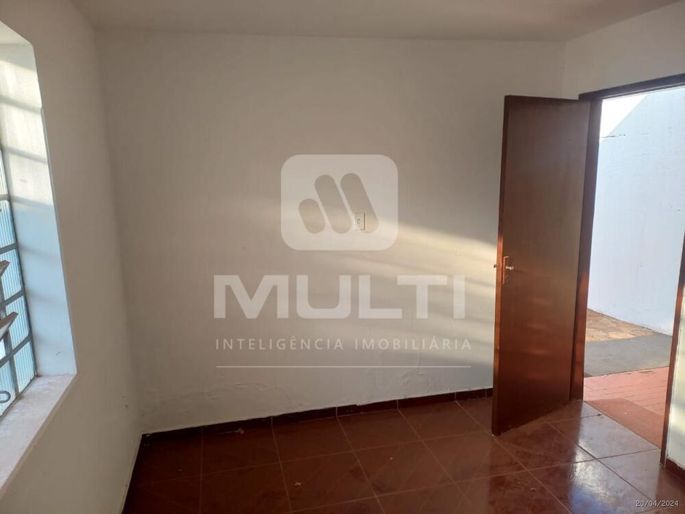 Casa, 3 quartos, 239 m² - Foto 25