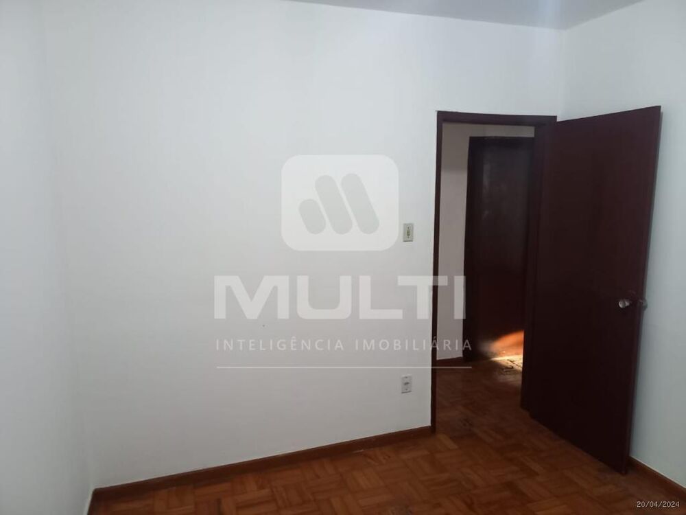 Casa, 3 quartos, 239 m² - Foto 28