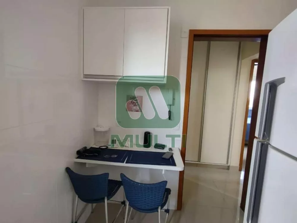 Casa à venda com 3 quartos, 293m² - Foto 12