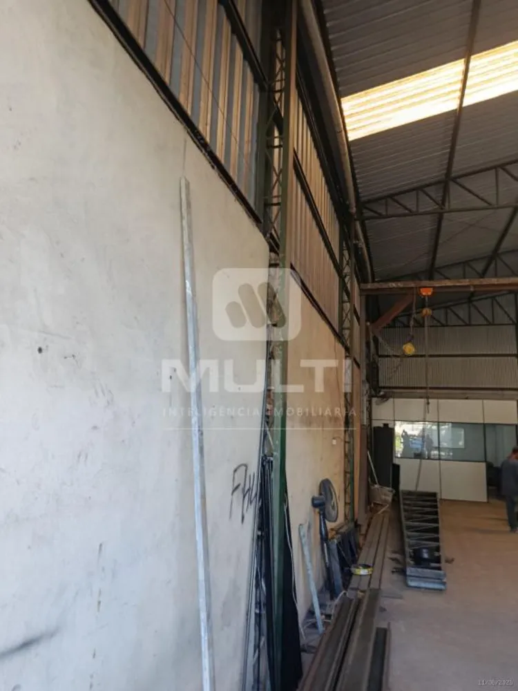 Casa, 1 quarto, 200 m² - Foto 2