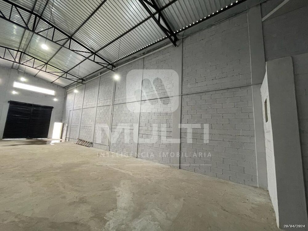 Casa, 1 quarto, 220 m² - Foto 2