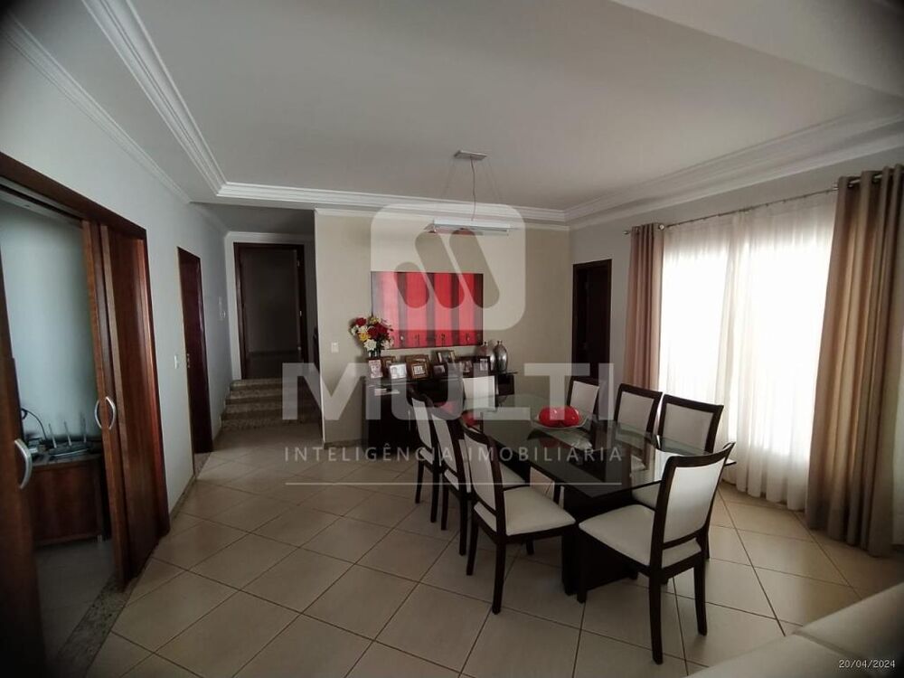 Casa, 4 quartos, 364 m² - Foto 9