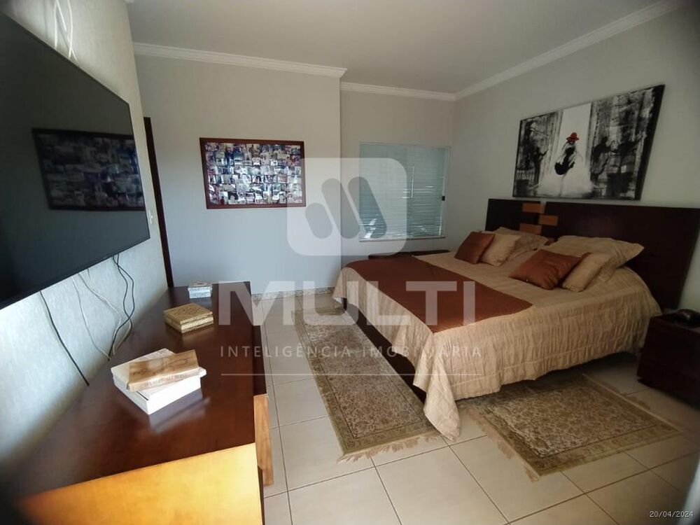 Casa, 4 quartos, 364 m² - Foto 10