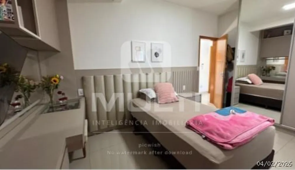 Casa, 4 quartos, 250 m² - Foto 9