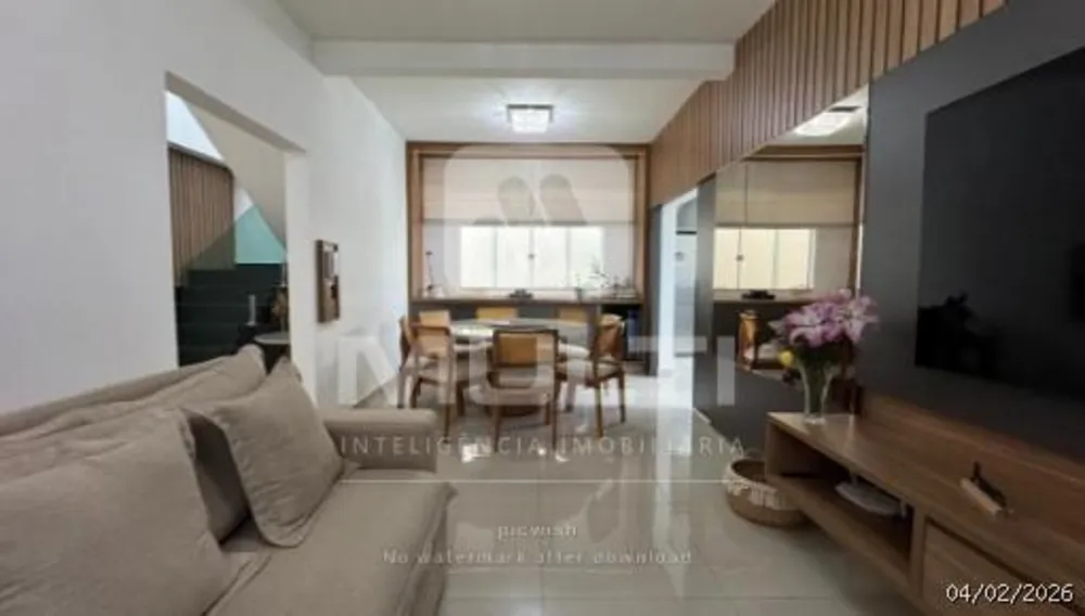 Casa, 4 quartos, 250 m² - Foto 1