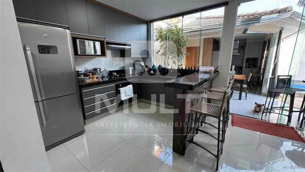 Casa, 4 quartos, 250 m² - Foto 6