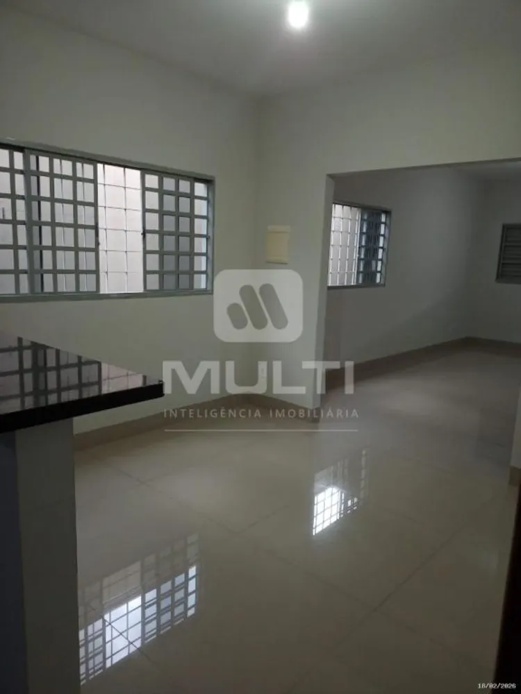 Casa, 3 quartos, 182 m² - Foto 1