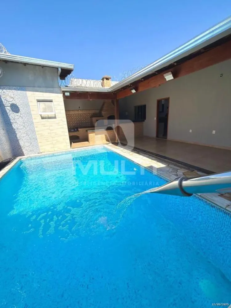 Casa, 2 quartos, 180 m² - Foto 1
