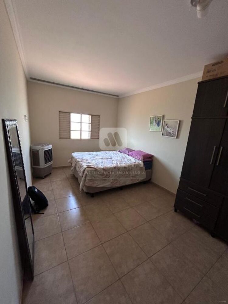 Casa, 5 quartos, 236 m² - Foto 25