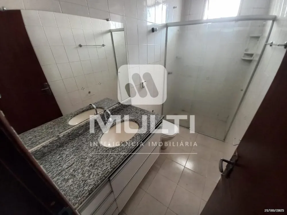 Casa, 3 quartos, 215 m² - Foto 7