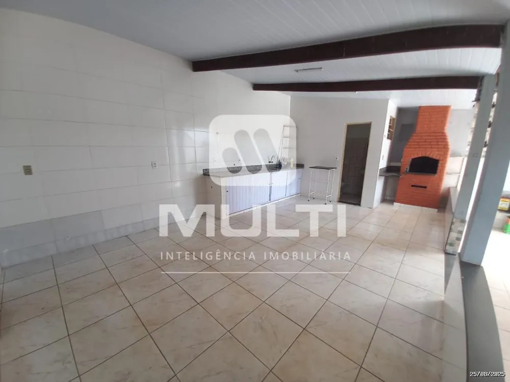 Casa, 3 quartos, 215 m² - Foto 10