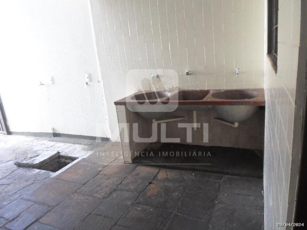 Casa, 3 quartos, 192 m² - Foto 1
