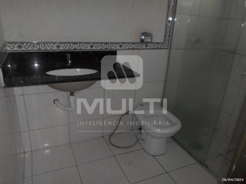 Casa, 3 quartos, 192 m² - Foto 2