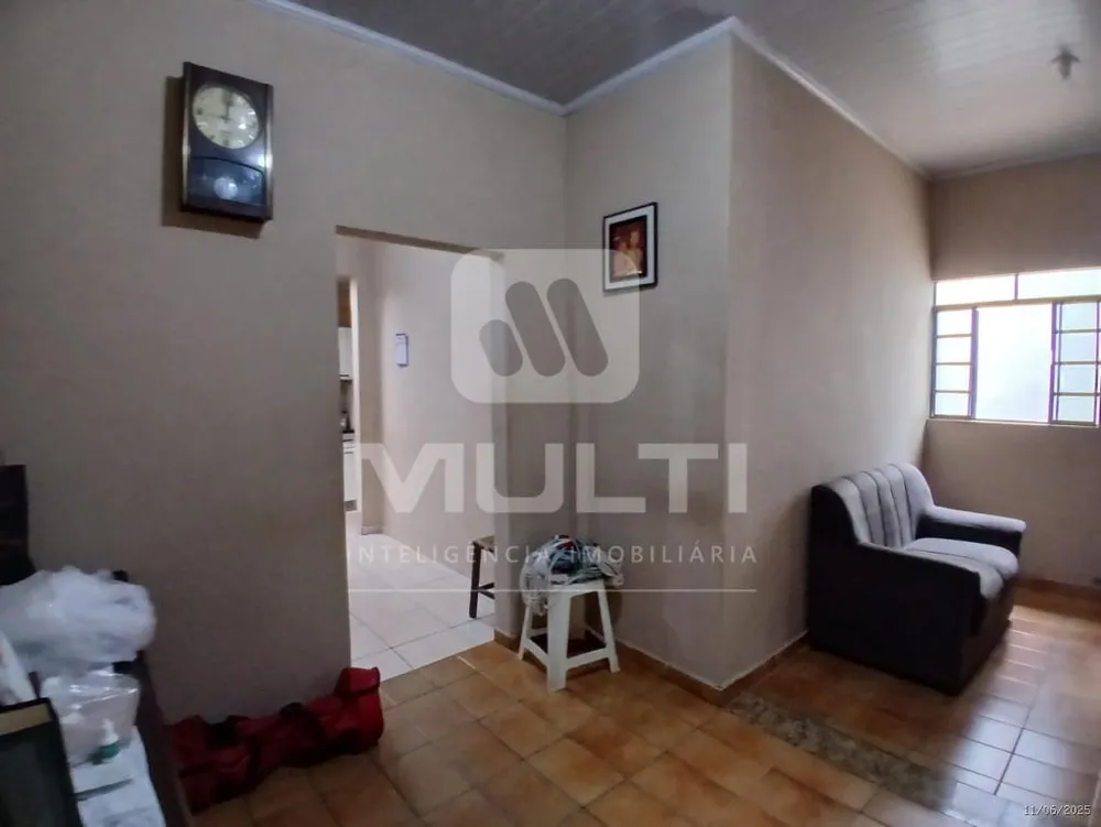 Casa, 3 quartos, 200 m² - Foto 1