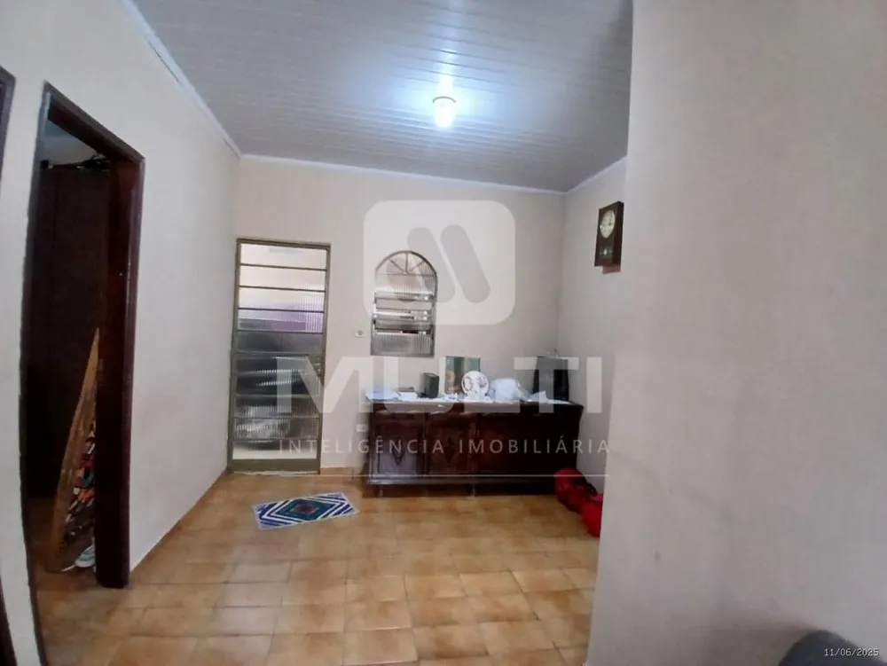 Casa, 3 quartos, 200 m² - Foto 2