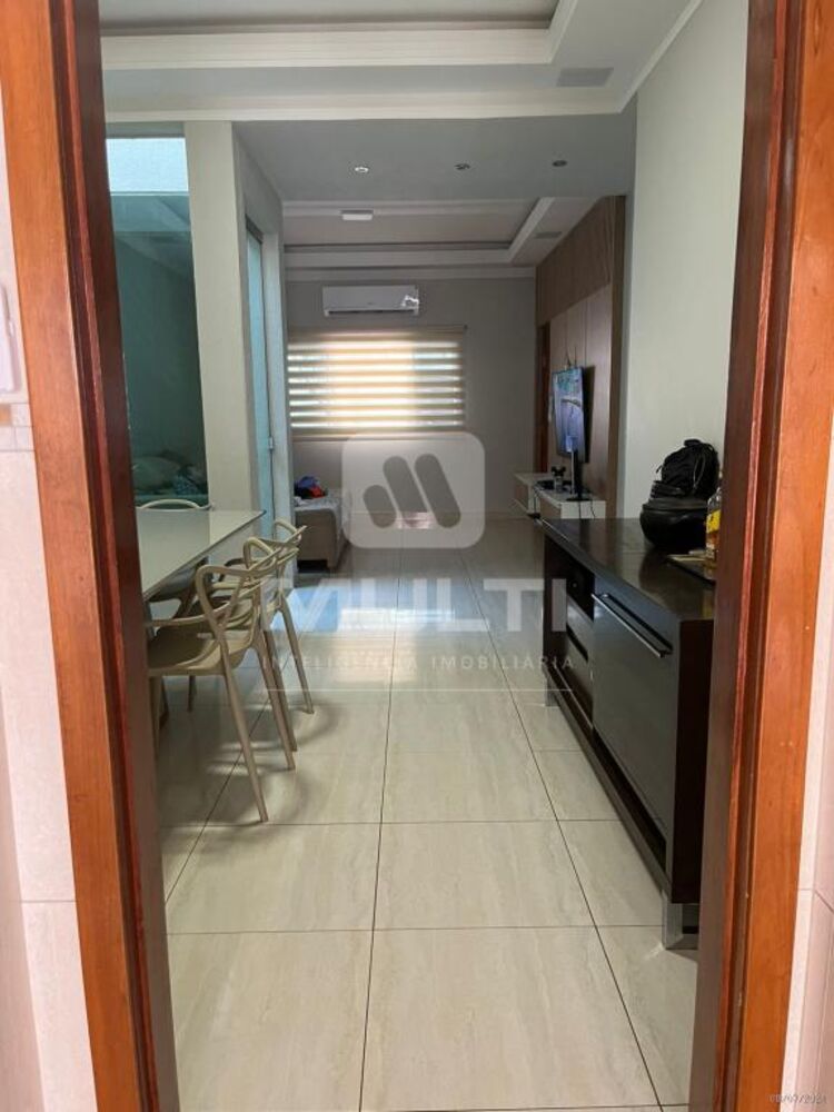 Casa, 3 quartos, 190 m² - Foto 2