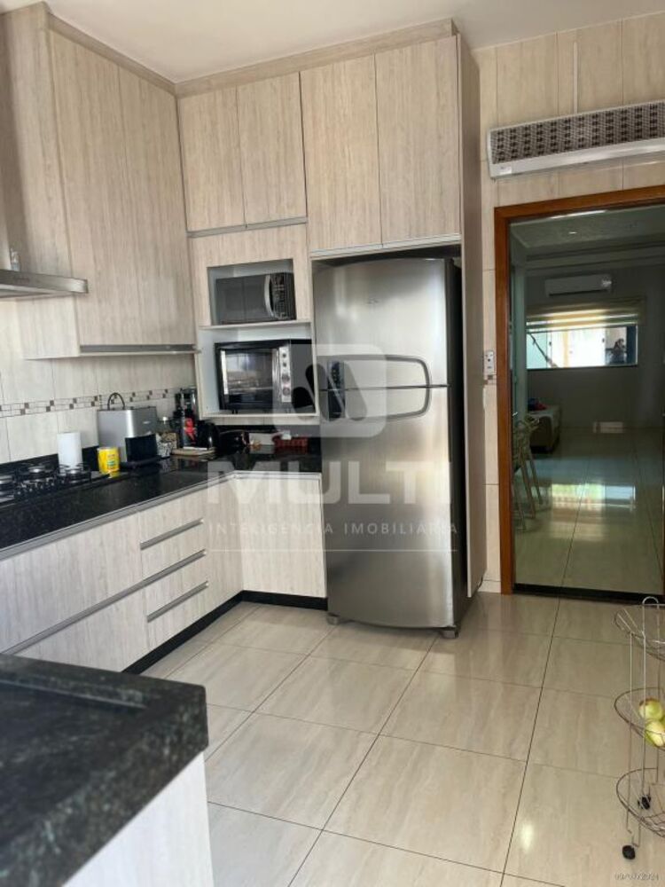 Casa, 3 quartos, 190 m² - Foto 4