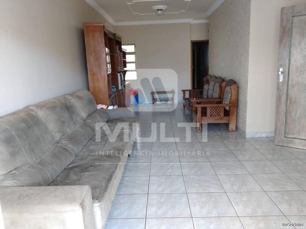 Prédio Inteiro à venda com 4 quartos, 267m² - Foto 1