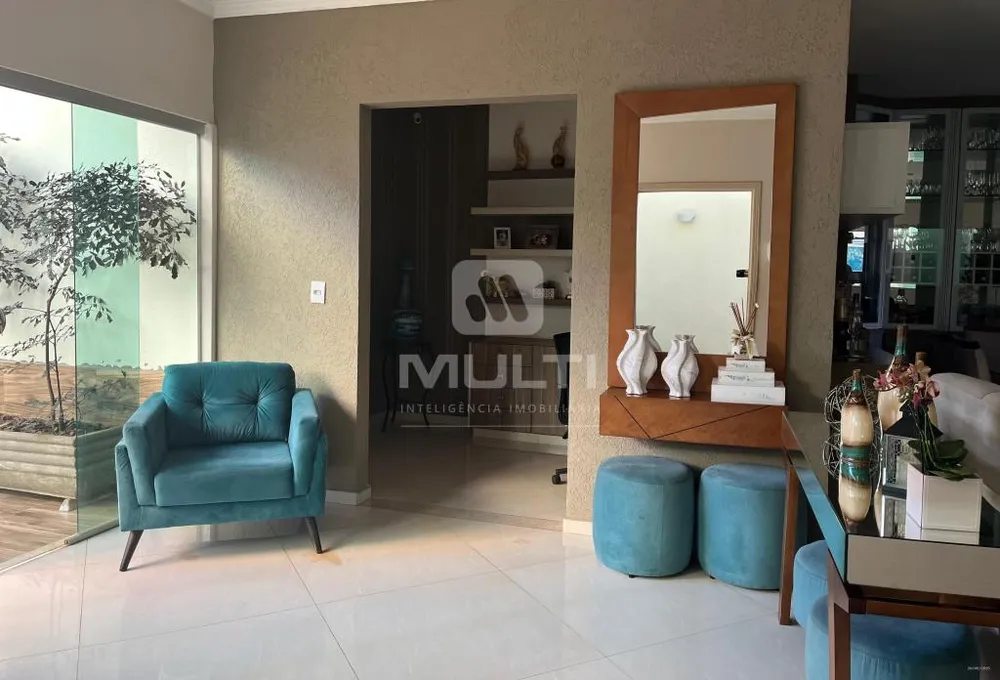 Casa, 7 quartos, 730 m² - Foto 3