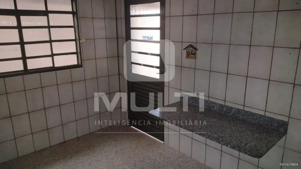 Casa, 3 quartos, 250 m² - Foto 4