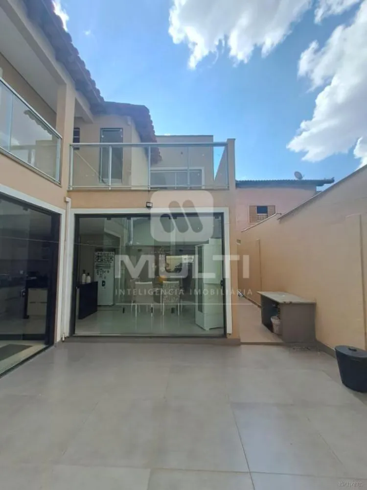Casa, 3 quartos, 250 m² - Foto 10