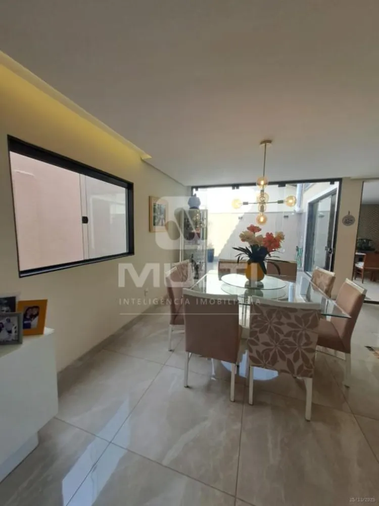 Casa, 3 quartos, 250 m² - Foto 6
