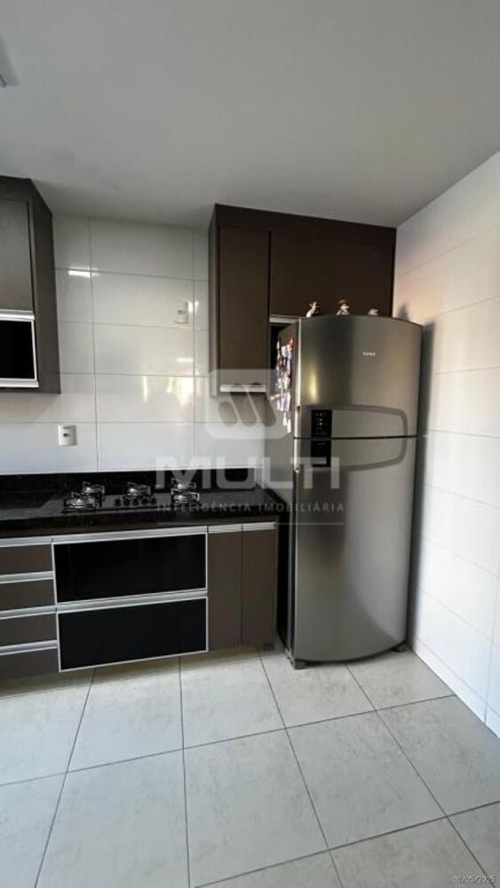 Apartamento à venda com 4 quartos, 122m² - Foto 2