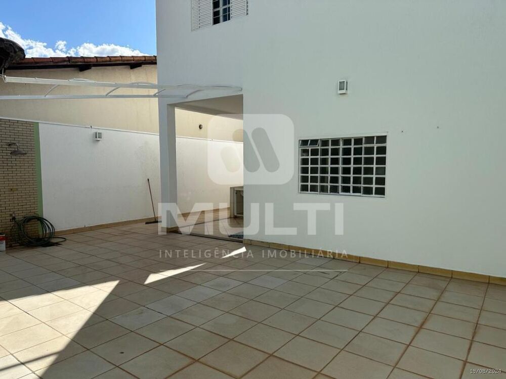 Casa, 3 quartos, 258 m² - Foto 17