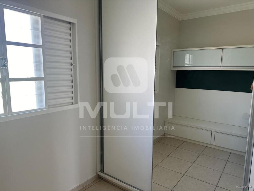Casa, 3 quartos, 258 m² - Foto 8