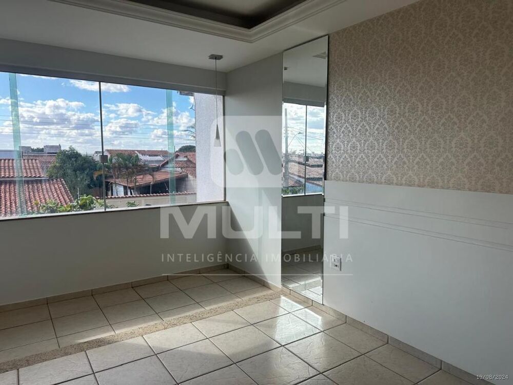 Casa, 3 quartos, 258 m² - Foto 10