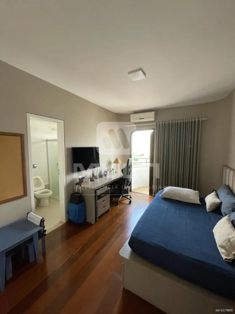 Apartamento, 3 quartos, 240 m² - Foto 6