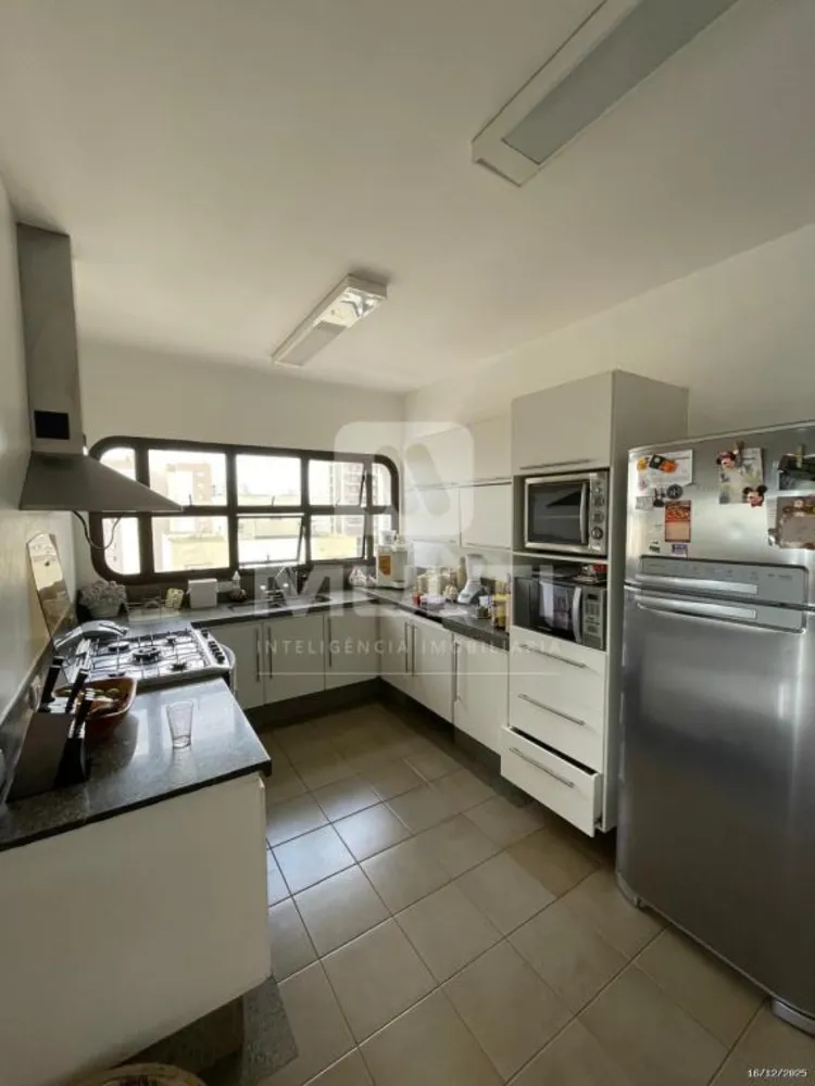 Apartamento, 3 quartos, 240 m² - Foto 5