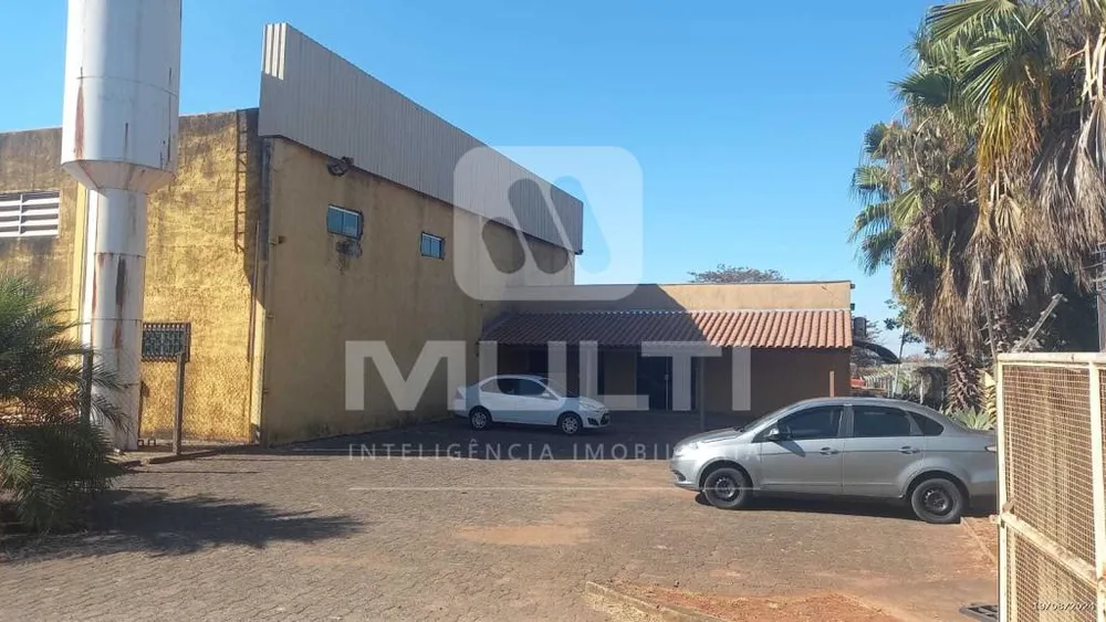 Casa, 1 quarto, 1240 m² - Foto 1