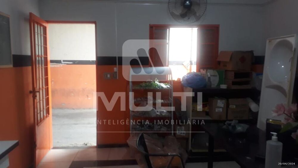 Casa, 1 quarto, 370 m² - Foto 10