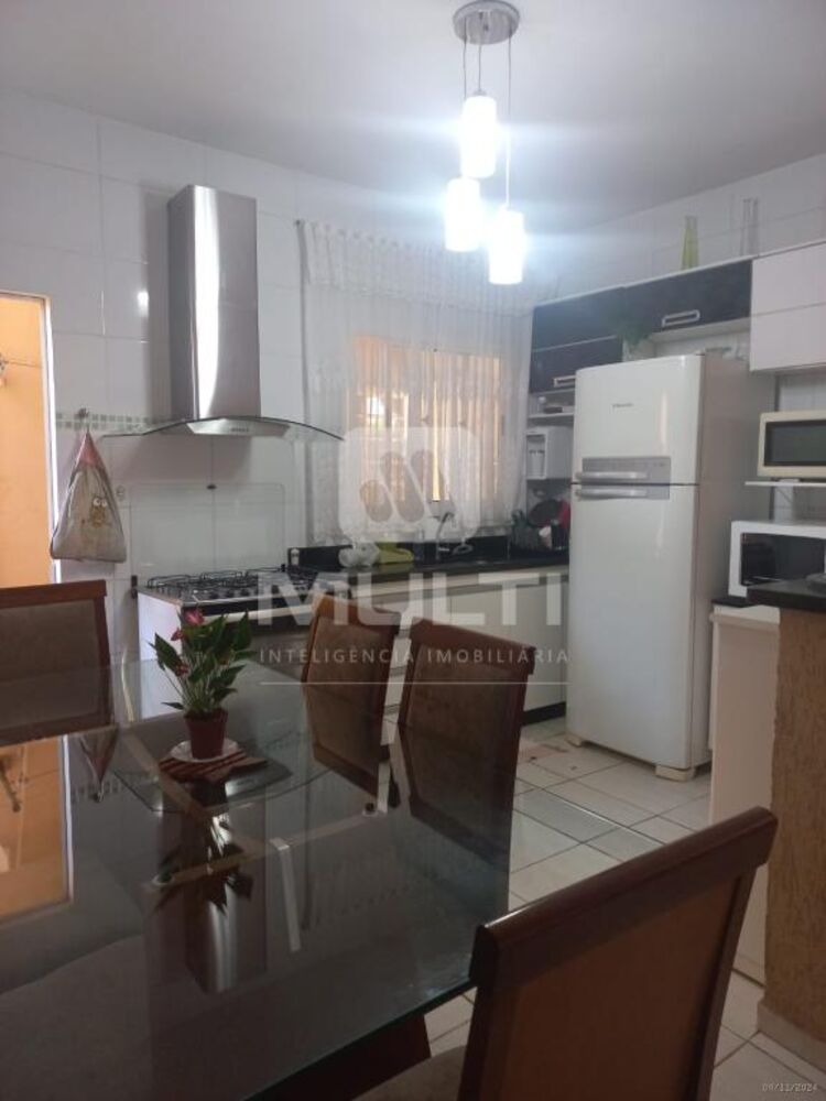 Casa, 4 quartos, 190 m² - Foto 15