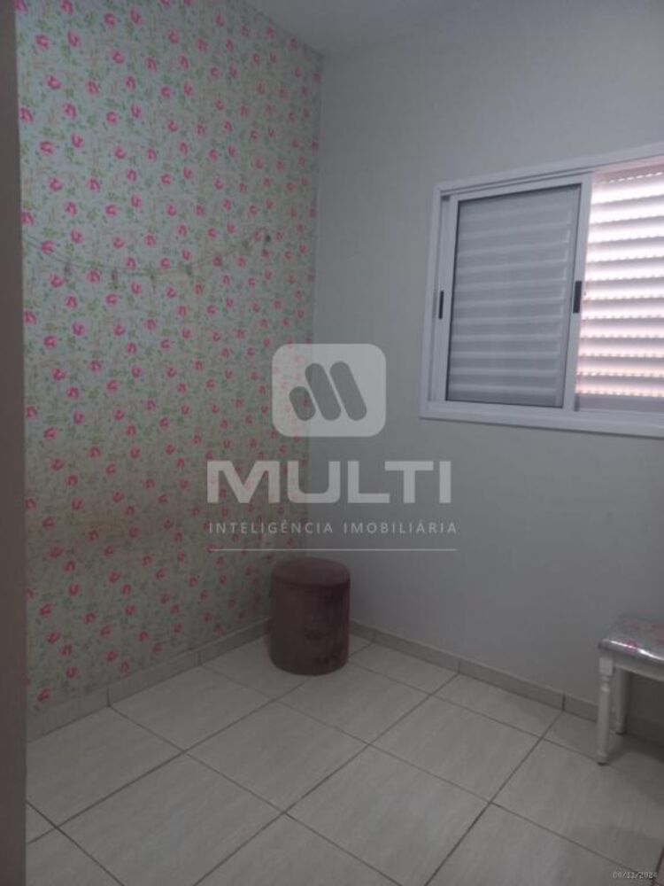 Casa, 4 quartos, 190 m² - Foto 1