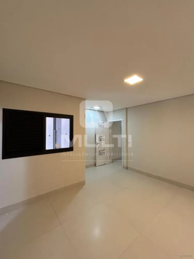 Casa, 3 quartos, 180 m² - Foto 2