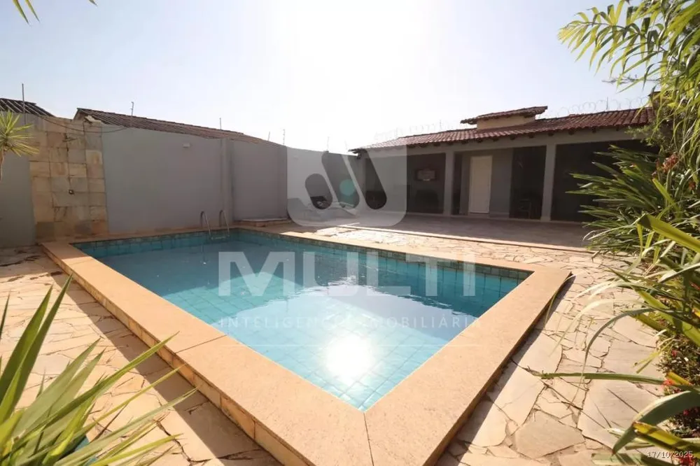 Casa, 3 quartos, 237 m² - Foto 9