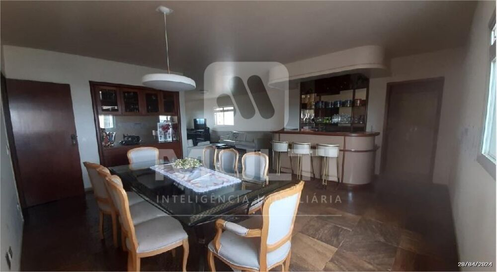 Apartamento, 4 quartos, 230 m² - Foto 11