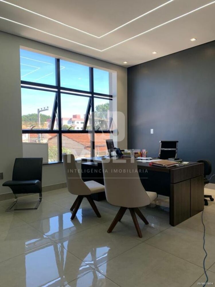 Casa, 4 quartos, 300 m² - Foto 18
