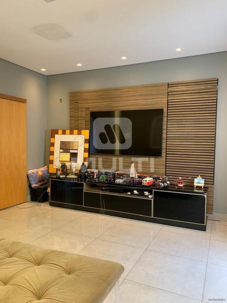 Casa, 4 quartos, 300 m² - Foto 17
