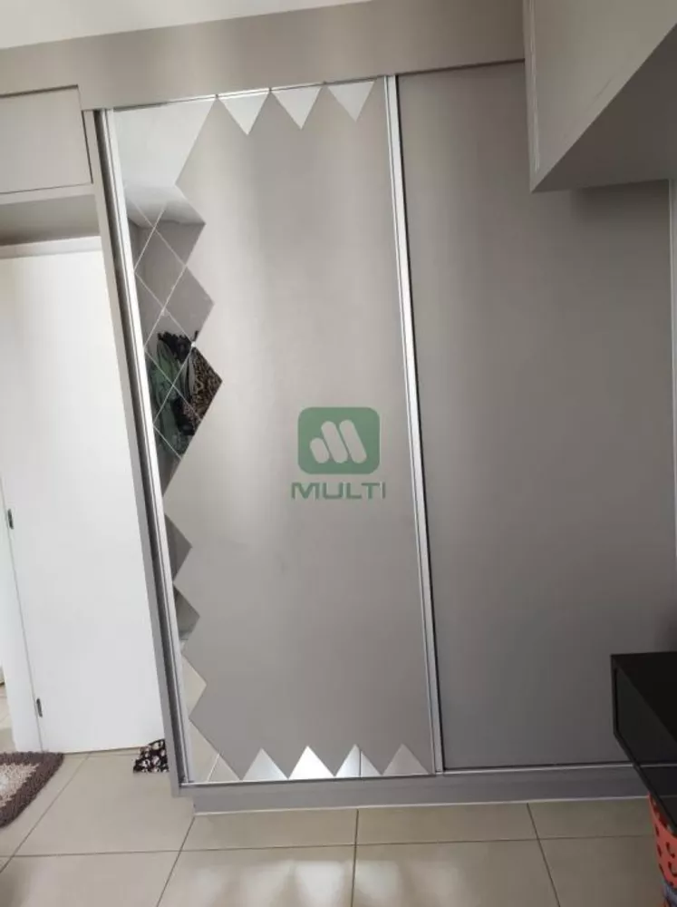 Apartamento à venda com 2 quartos, 70m² - Foto 8