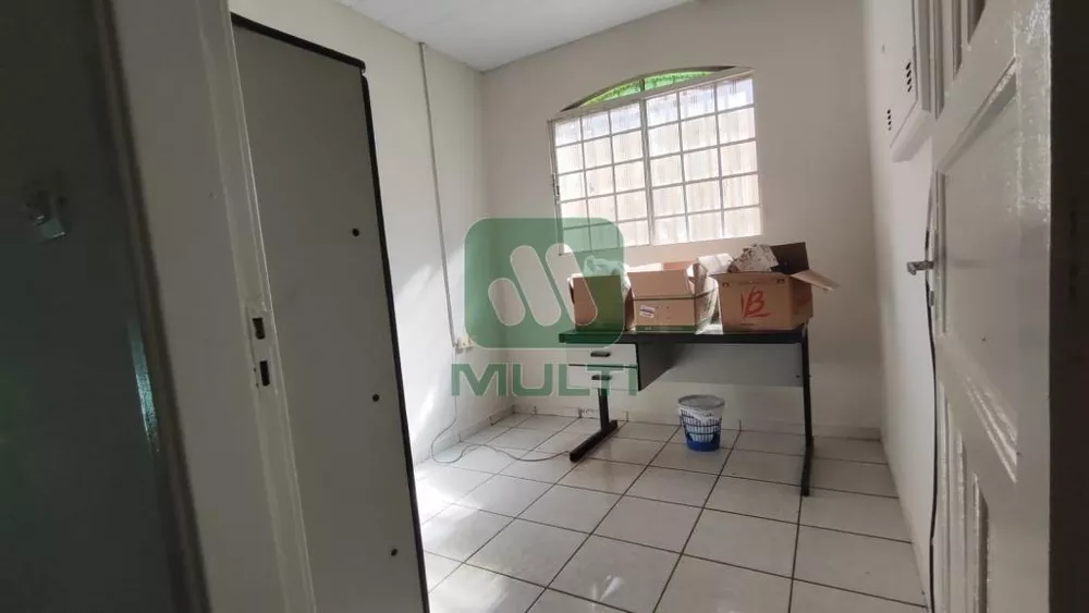 Apartamento à venda com 2 quartos, 70m² - Foto 10