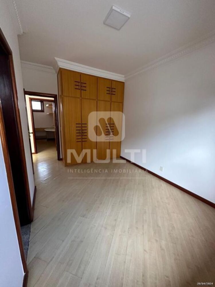 Casa, 5 quartos, 400 m² - Foto 20