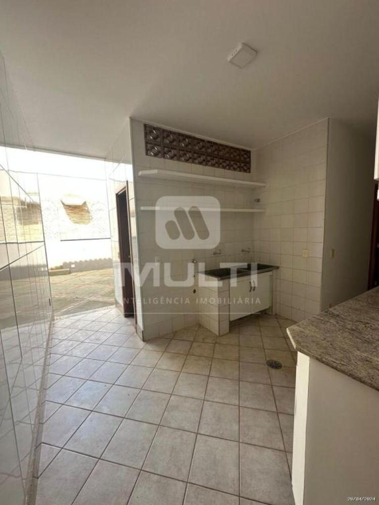 Casa, 5 quartos, 400 m² - Foto 19