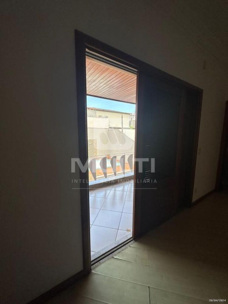 Casa, 5 quartos, 400 m² - Foto 4